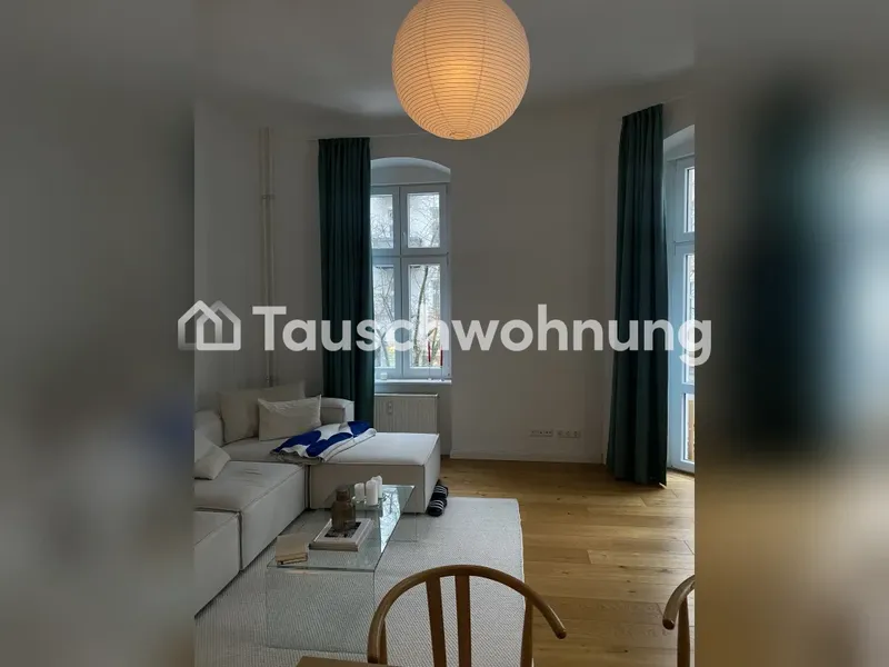 Tauschwohnung: Große 3-Zimmer Wohnung in Berlin - Friedrichshain — photo 1